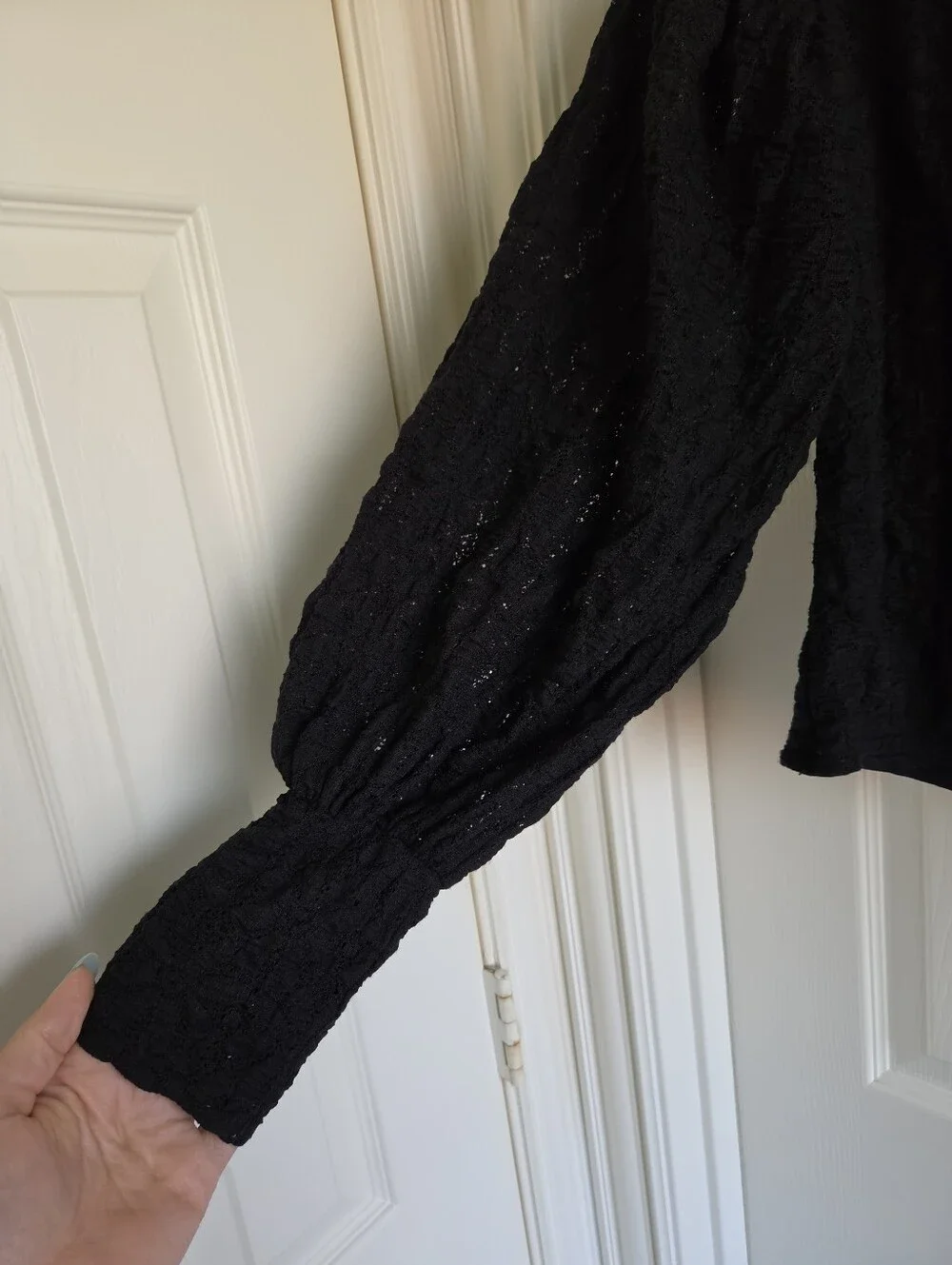 Free People Tea Time Top‎ Black Lace Puff Sleeve Open Back Cropped Blouse Size M